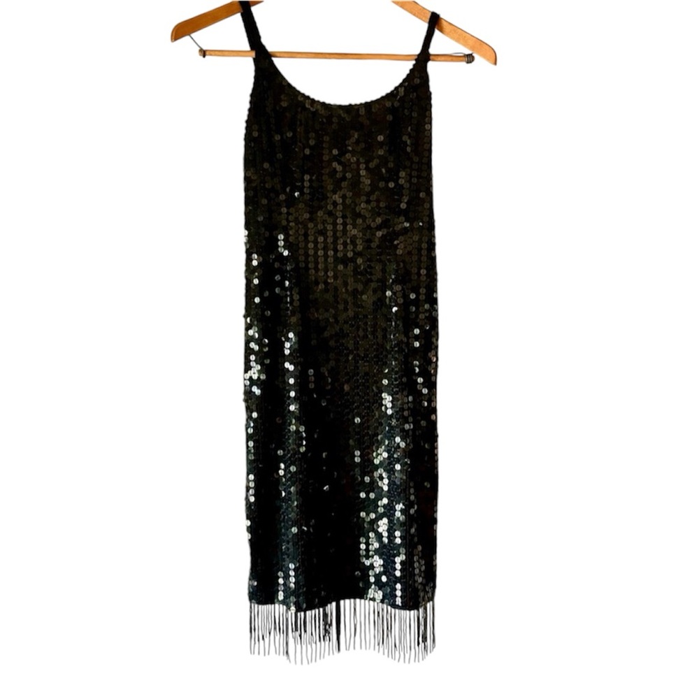 Vintage 1920s-Inspired Sequin Beaded Cocktail Dress – New Year’s Glam!